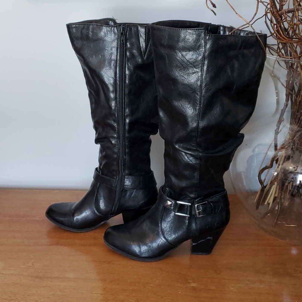 Cliffs by White Mountain womens heeled boots